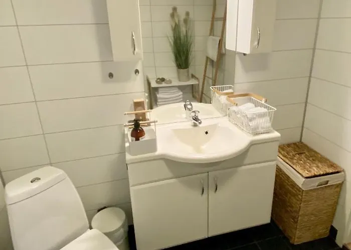 Two Bedroom Near The Centre.